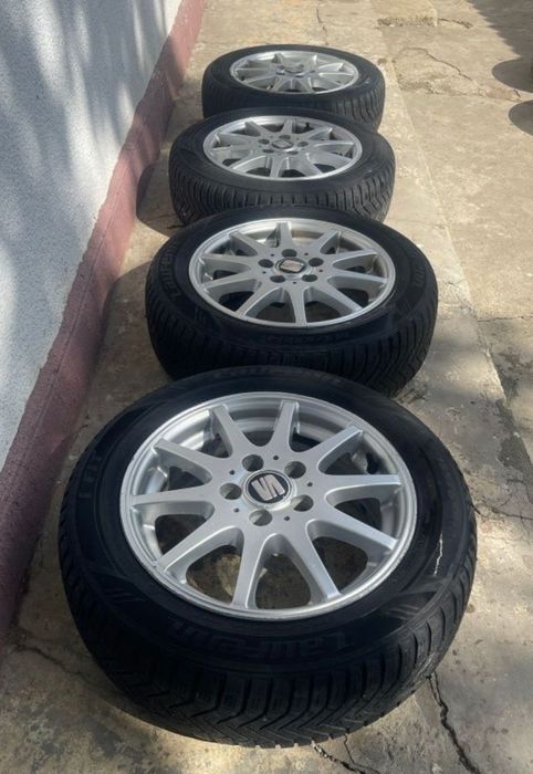 Vând set jante aliaj originale seat  echipate