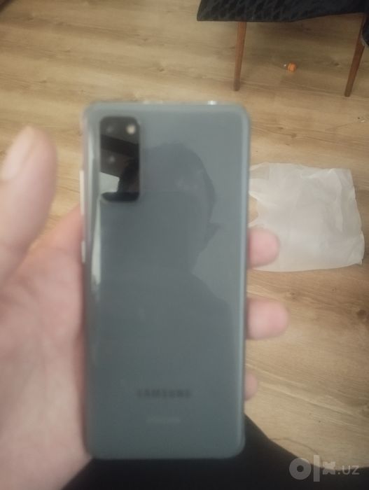 Samsung s 20 8/128