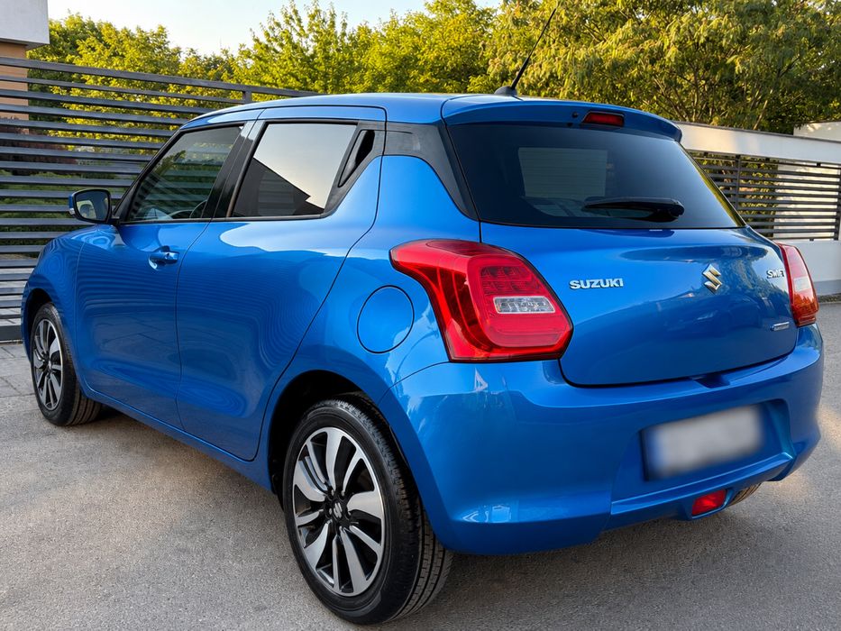 Suzuki Swift - An : 2020 - Hybrid - 42.000 KM