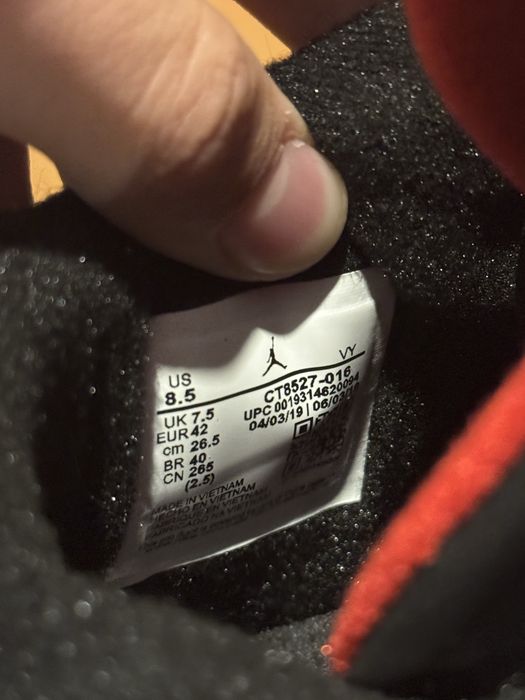 Air Jordan 4 Red Thunder 42