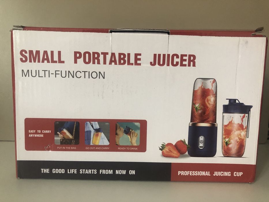 Mini blender portabil