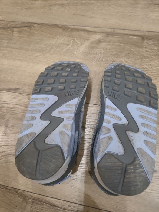Продавам Nike air max 90