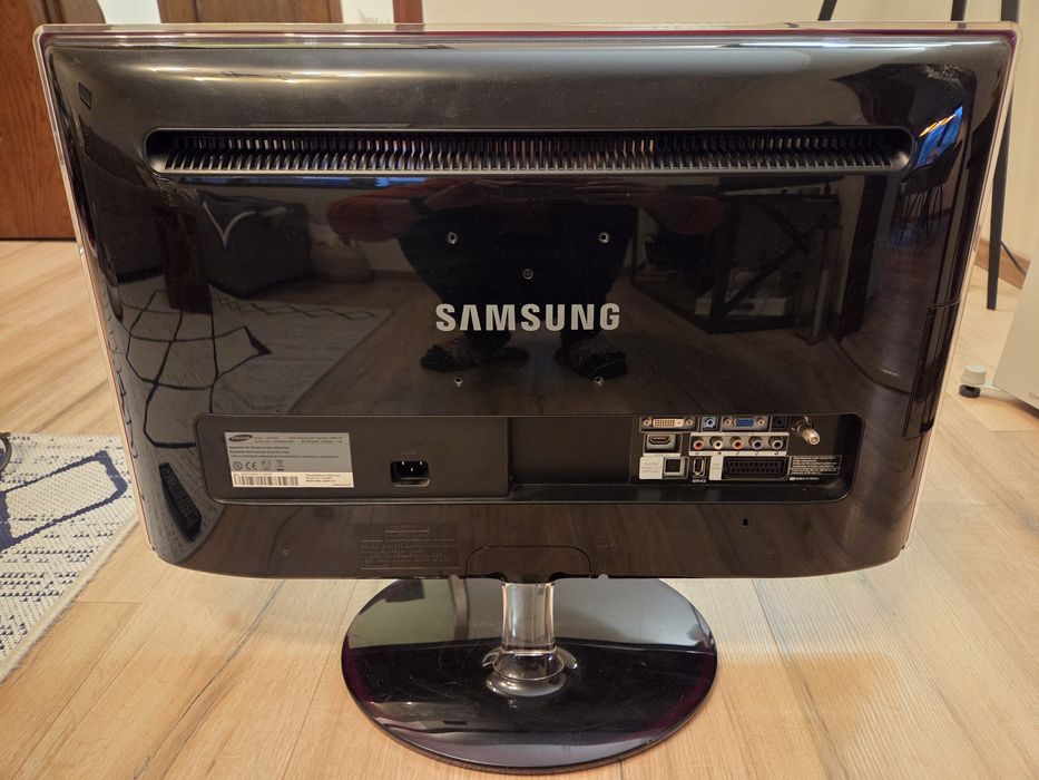 Телевизор/Монитор Samsung  SyncMaster  P2770HD