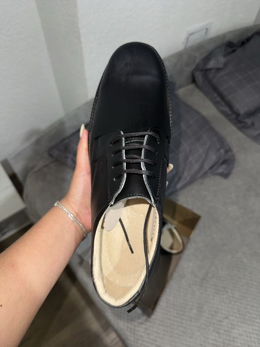 Елегантни мъжки обувки  44 размер