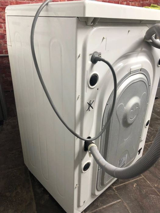 Стиральная машина SAMSUNG - 6 кило белья