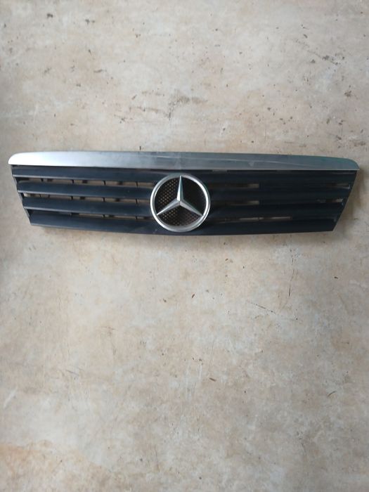 Решетка Mercedes A 168