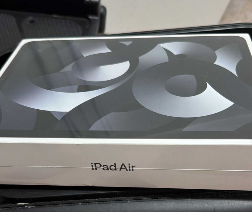 iPad Air 5 (2022) 256GB Wi‑Fi + Cellular (4G/5G) Space Gray – SIGILAT
