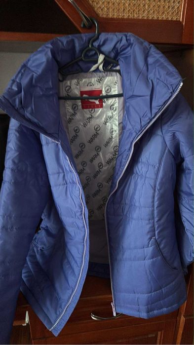 Лилаво яке Puma.