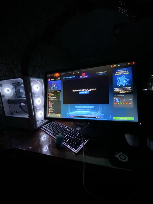 Продам клавиатуру Redragon Dyaus