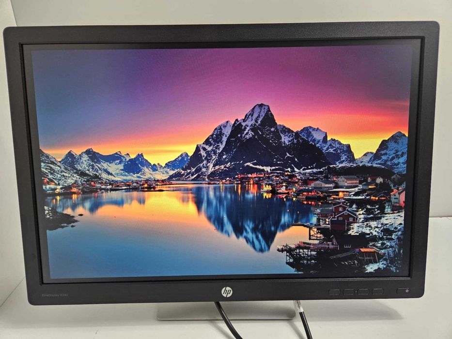 +Гаранция! HDMI IPS Монитор HP EliteDisplay E242 24" инча + кабел