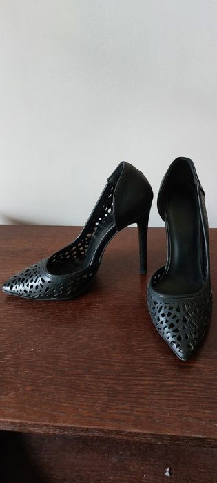 Pantofi Stiletto