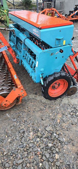 Semanatoare de paioase lucerna rapita sulky pe discuri 3 m metri