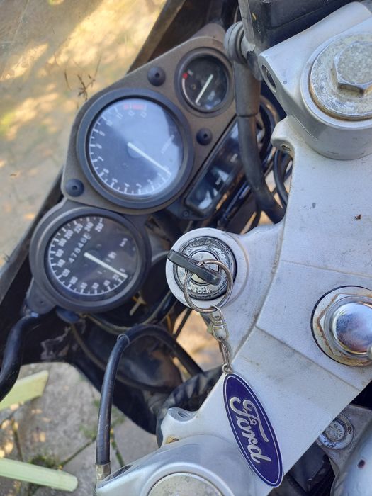 Yamaha fzr 600..