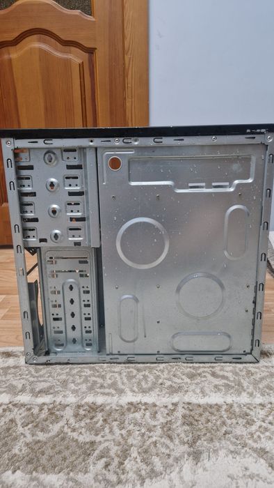 Офисный корпус для пк