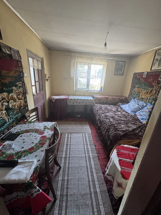 Casă calugareni sat hulubesti