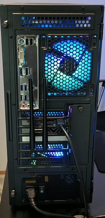 PC Gaming Ryzen 5 3600 | RX 580 | 16GB RAM | Wi-Fi 6 | 850W Gold | Win 11