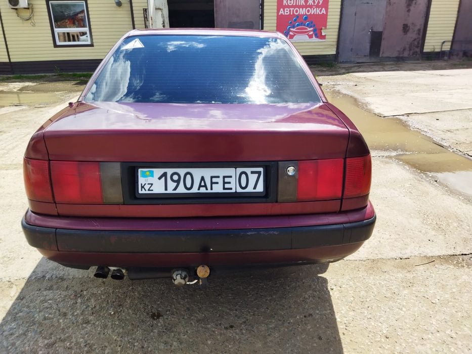 Продам автомашину Аудио 100 ,2.6 обьем