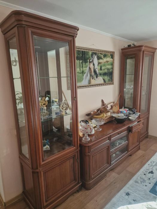 Срочно продам гарнитур