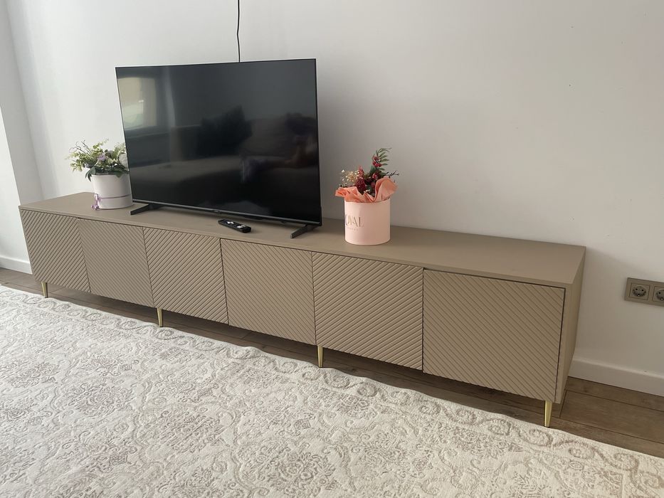 Тумба под телевизор