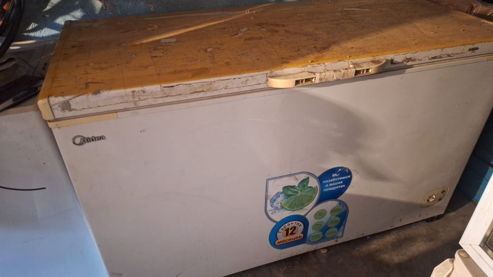 Продам морозильную камеру