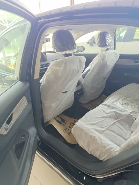 Hongqi E-QM5 янги