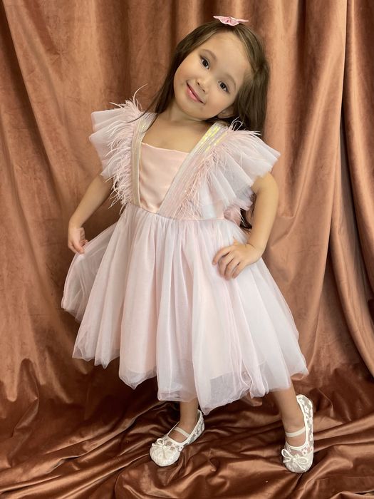 Платья для девочек