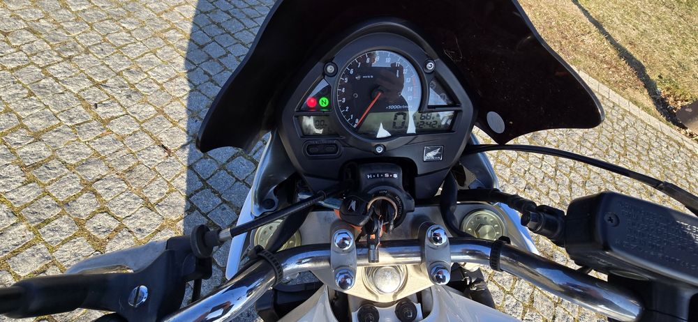 Honda hornet pc41 cb600 RATE FIXE !