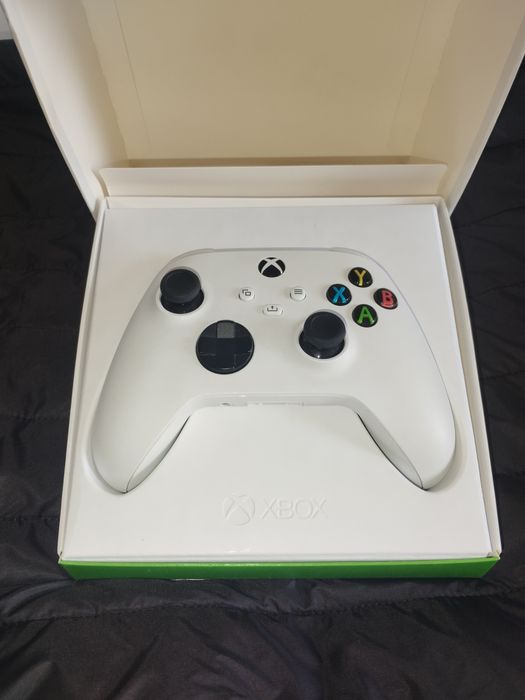 Джостик Xbox series S. Белый.