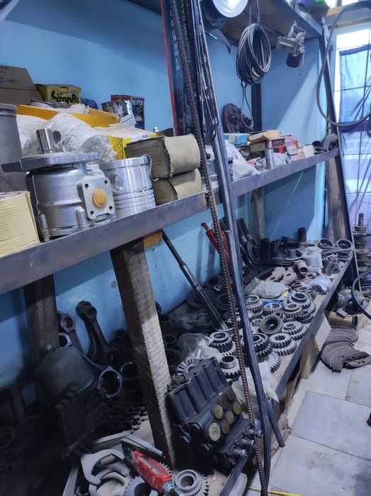 Traktorlar Mtz TTZ Xachir va boshqa turdagi traktorlar