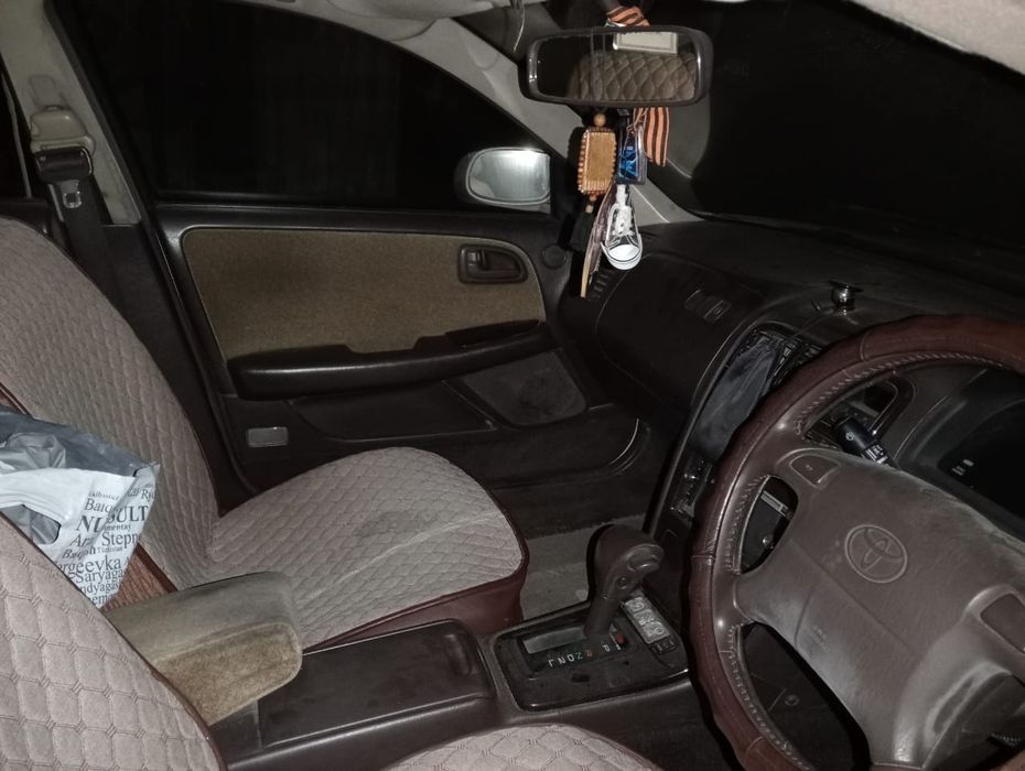 Toyota Cresta 1996 г.