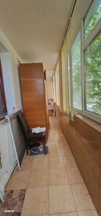 Trei camere etajul 1 , apartament Central.