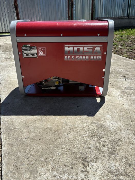 Generator cu panou atomatizare
