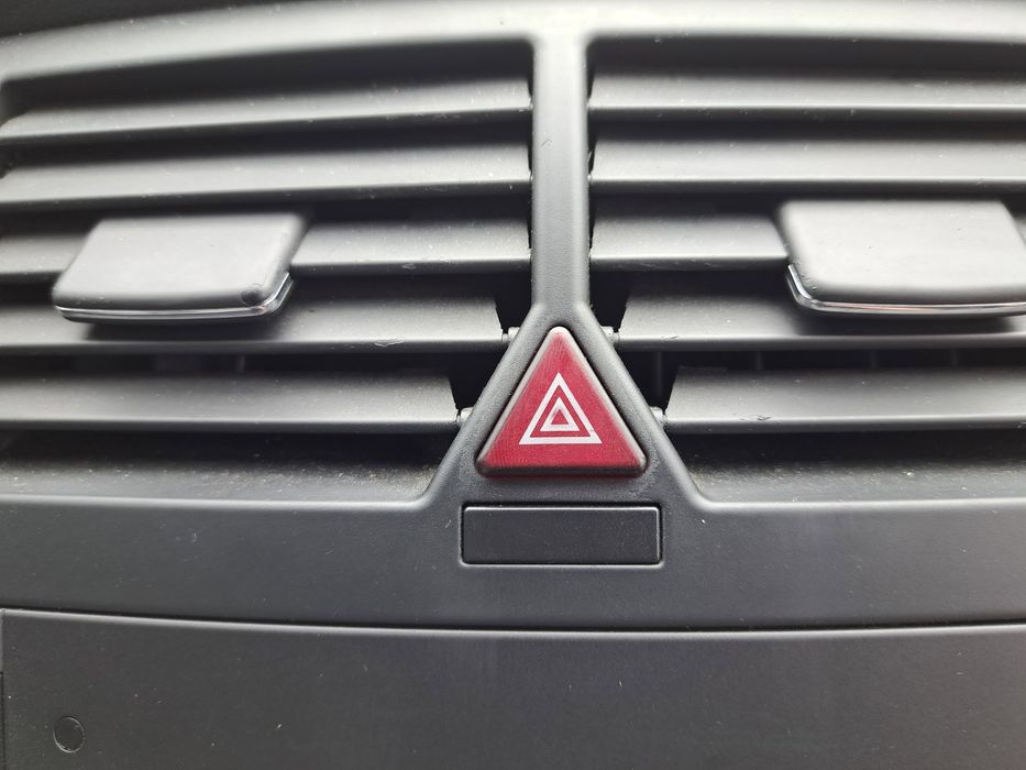 Buton avarii Mercedes Clasa B (W245) [Fabr 2005-2011] OEM