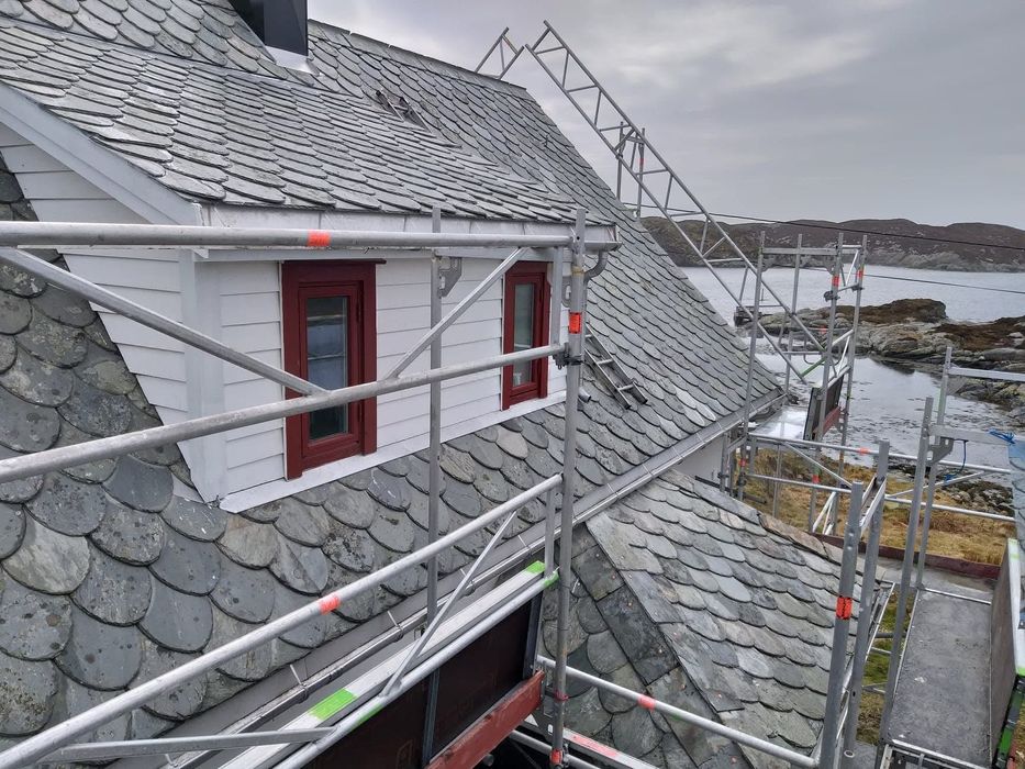 “Ремонт на покриви / Кровельни работи