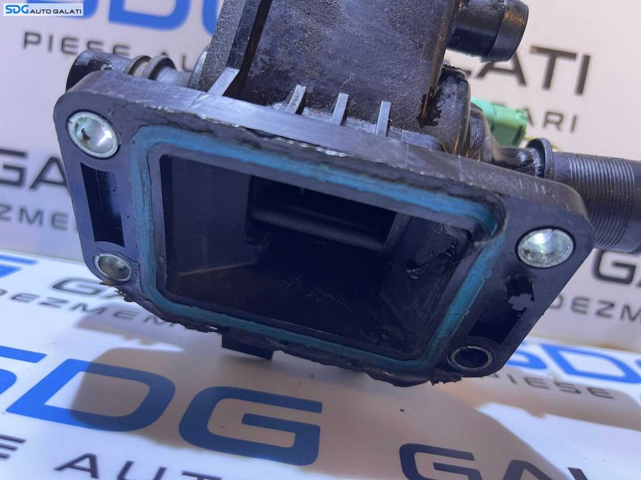 Corp Carcasa Flansa Termostat Senzor Temperatura Apa Motor Mazda 2 1.4 D 2003 - 2015 Cod 848683C