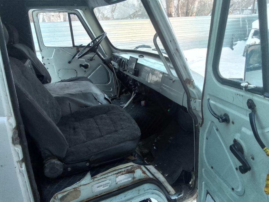 Продам УАЗ буханку