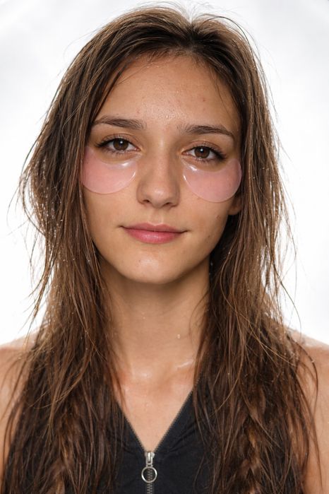 Нужны модели на  наращивание ресниц 3000 тенге