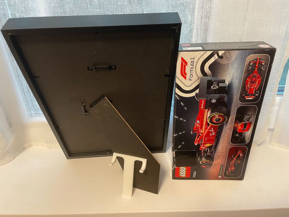 Cadou neordinar Lego Speed Champion Ferrari 77242 Formula1 F1