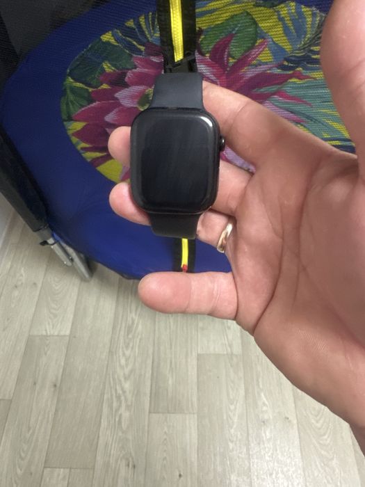 Продам часы apple 10