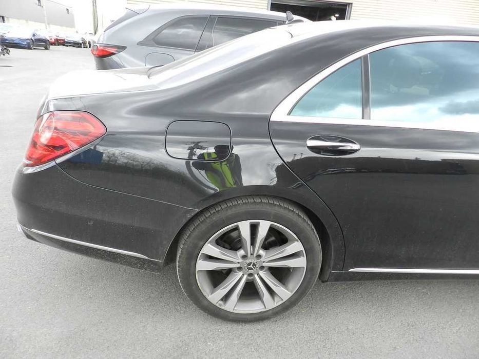 W222 Long Предна броня, задна броня, прагове, джанти, махагонов волан