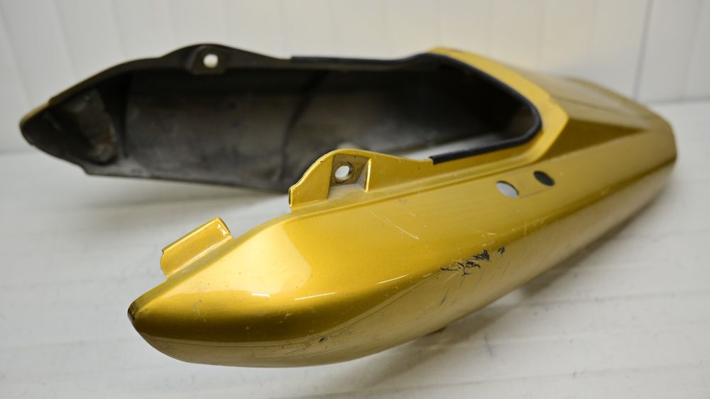 Carena Codita Spate Yamaha FZS600 1998 - 2004