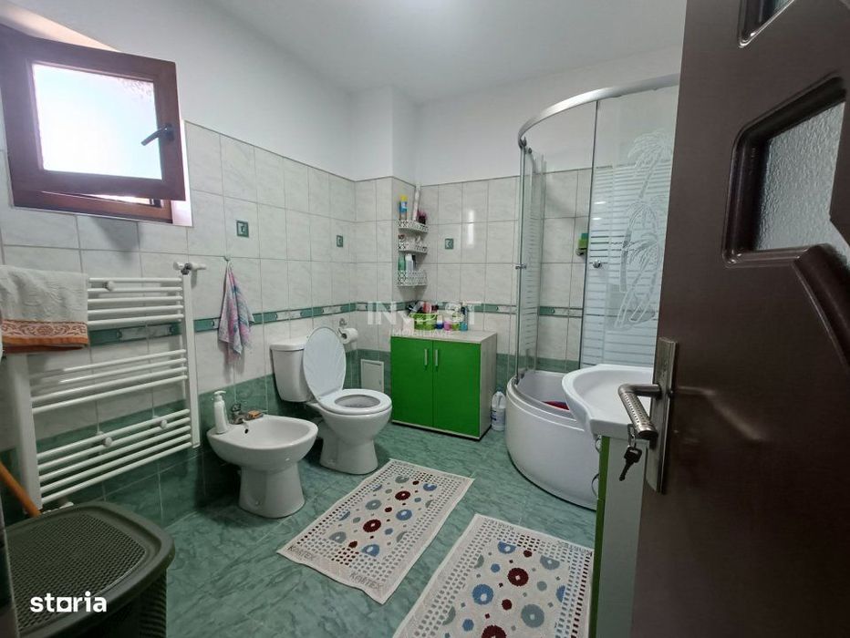 Casa S+P+1E, 185mp Utili, 5 camere, la strada principala -  TOMESTI