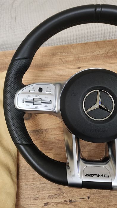 Оригинален волан AMG