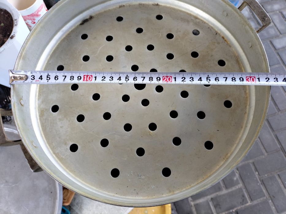 Мантоварка в хорошем состоянии