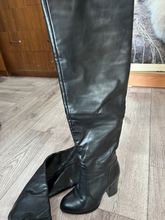 Продам зимние сапоги