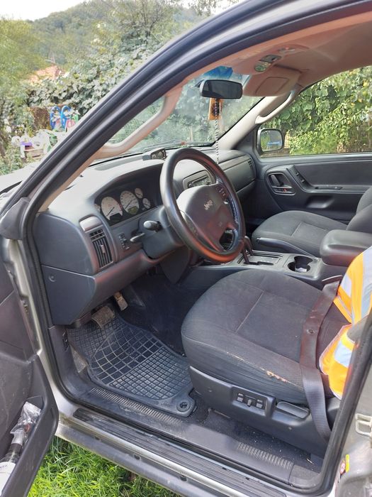 Vind jeep cherokee