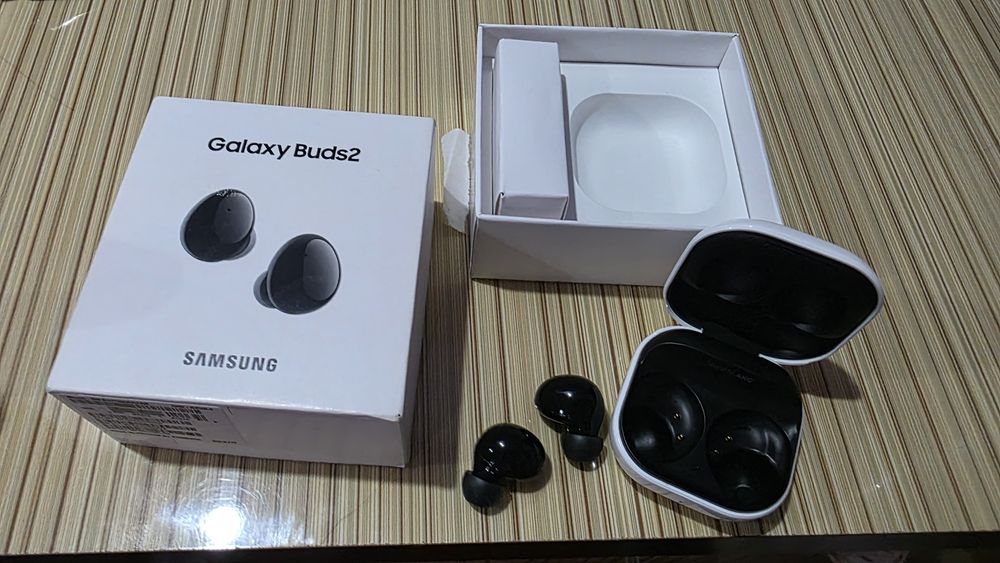 Galaxy Buds2 наушник
