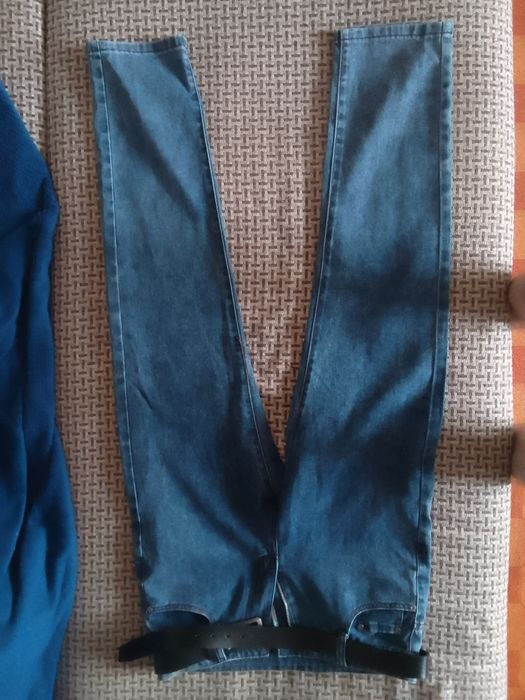 Абсолютно новые джинсы