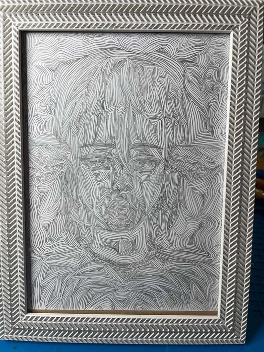 Tablou in creion - Fata de dincolo - , 13 x 18, rama argintie