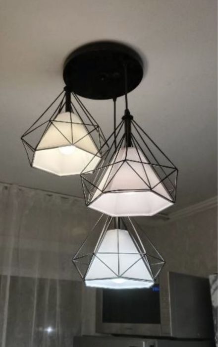 Продам люстру.,.
